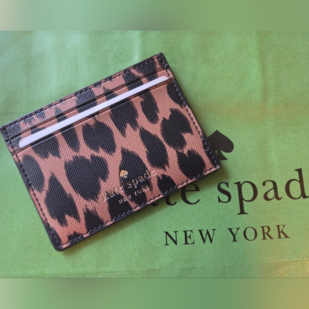 NWT  Kate Spade Card Case in Spotted Animal Print